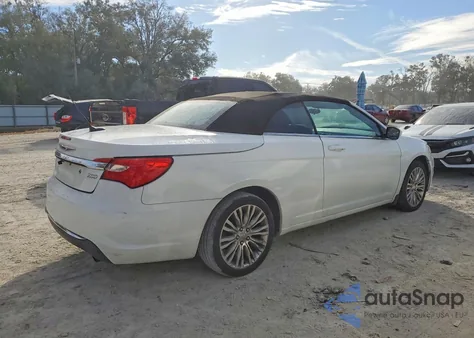 2012 Chrysler 200 Touring z USA, uszkodzony, nr VIN 1C3BCBEB8CN119285